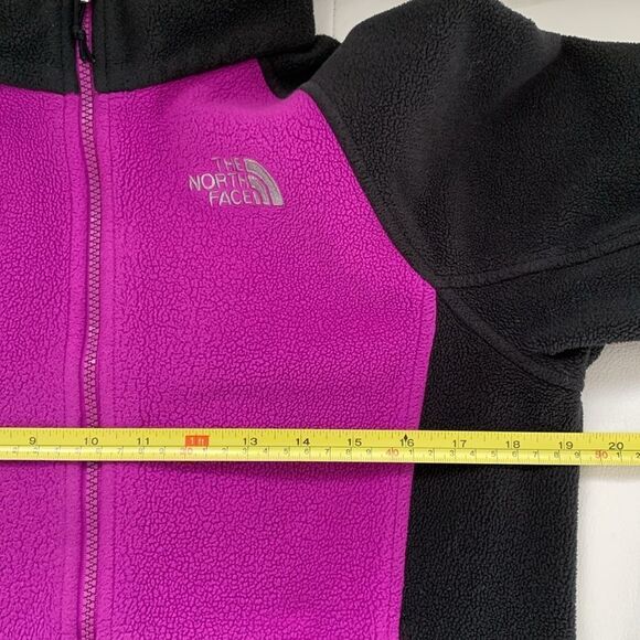 The North Face Fleece Purple Black Zip Pockets Logo Women’s Jacket Size M - Picture 3 of 10